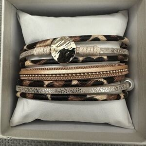 Saachi Leopard Print Multi-Layer Bracelet